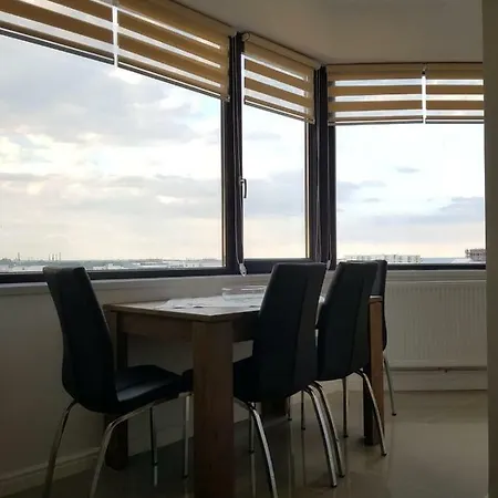 Unique Sunrise Apartament Apartment Navodari