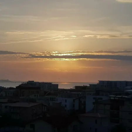 Apartment Unique Sunrise Apartament Navodari